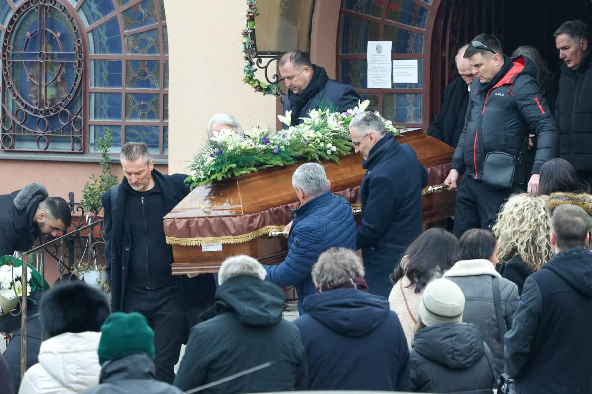 Miroslav Mika Aleksić sahrana (9).jpeg