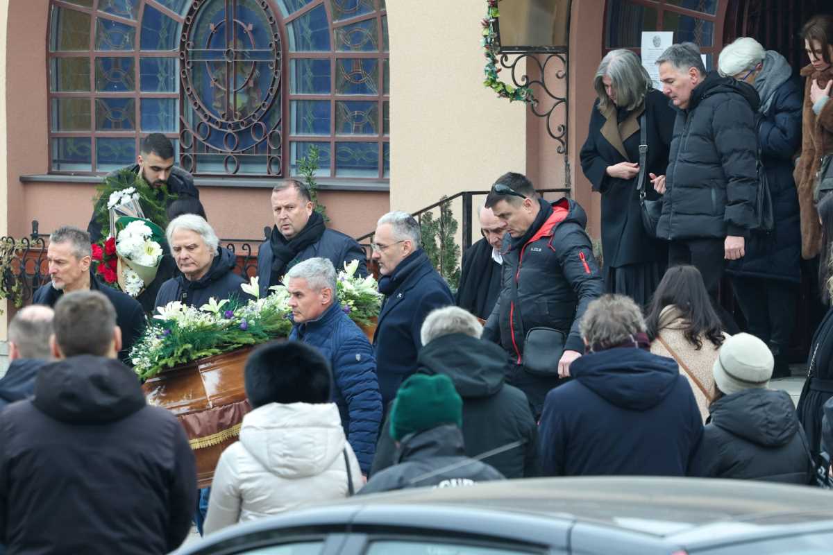 Miroslav Mika Aleksić sahrana (12).jpeg