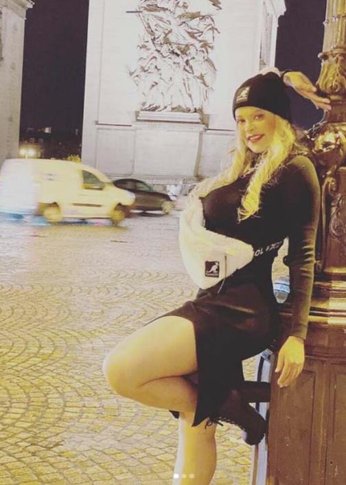 Žužu Vijeirvas, izbačena iz Vatikana zbog garderobe