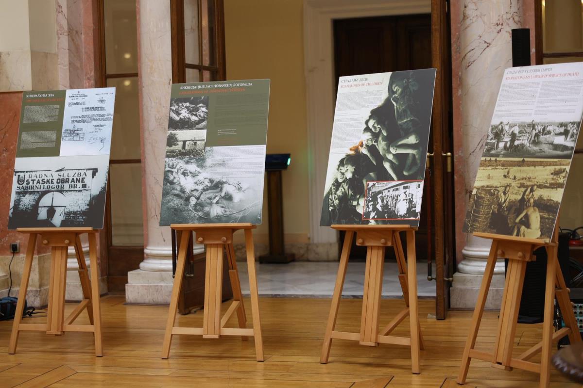 izložba Jasenovac Skupština Srbije (35).jpeg