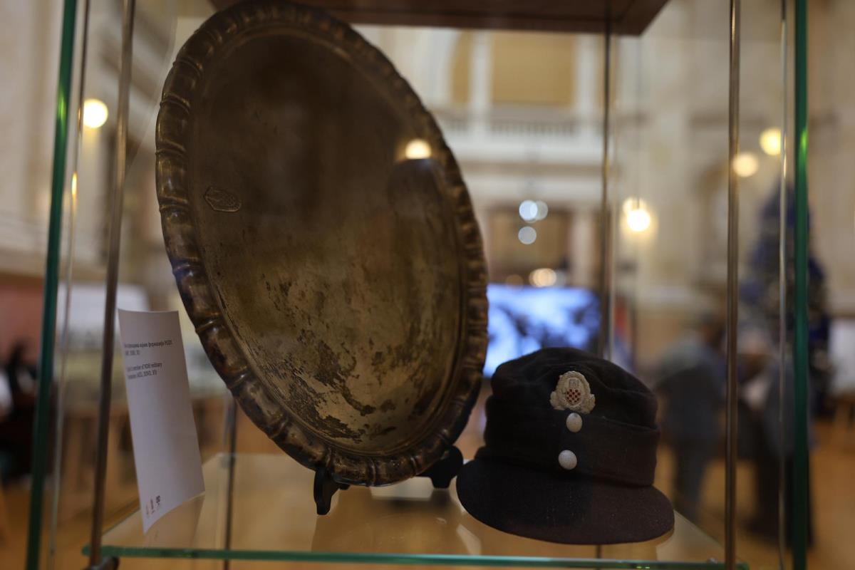 izložba Jasenovac Skupština Srbije (44).jpeg