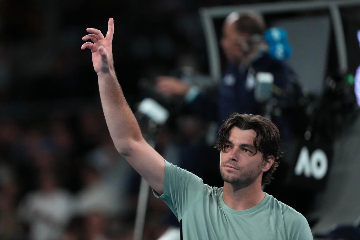 2802 AP Asanka Brendon Ratnayake.jpg