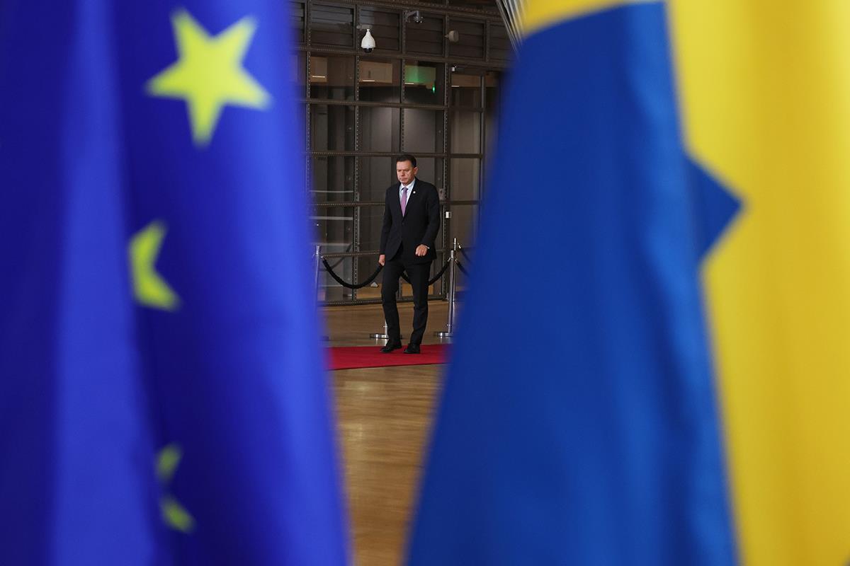 x01 AP Omar Havana.jpg