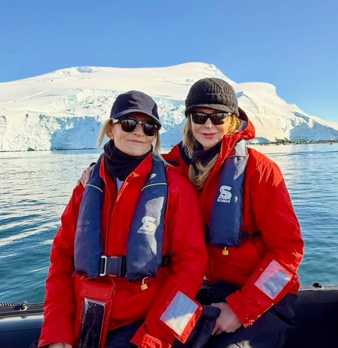 Nikol Kidman na Antartiku (1).png