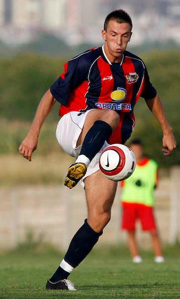 Dejan Damjanović u dresu Bežanije