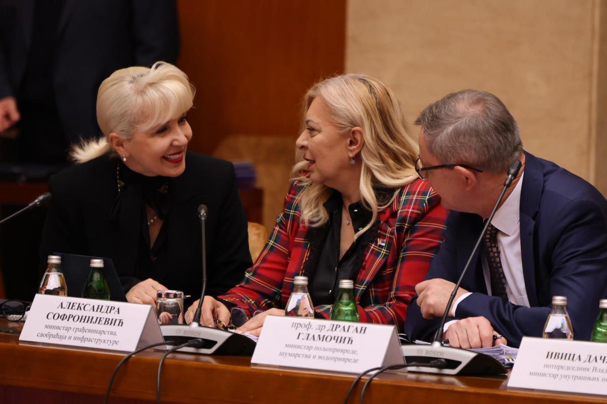 tematska sednica Vlade Aleksandar Vučić (12).jpeg