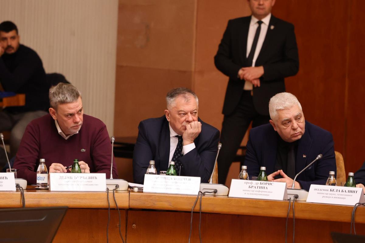 tematska sednica Vlade Aleksandar Vučić (11).jpeg