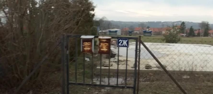 SESTRA BORE SANTANE POKAZALA PLAC KOJI MILICA KEMEZ PROCENJUJE NA 100.000 EVRA! Tek da vidite njegovu luks nekretninu pored: "Koristila ga je..." (FOTO)