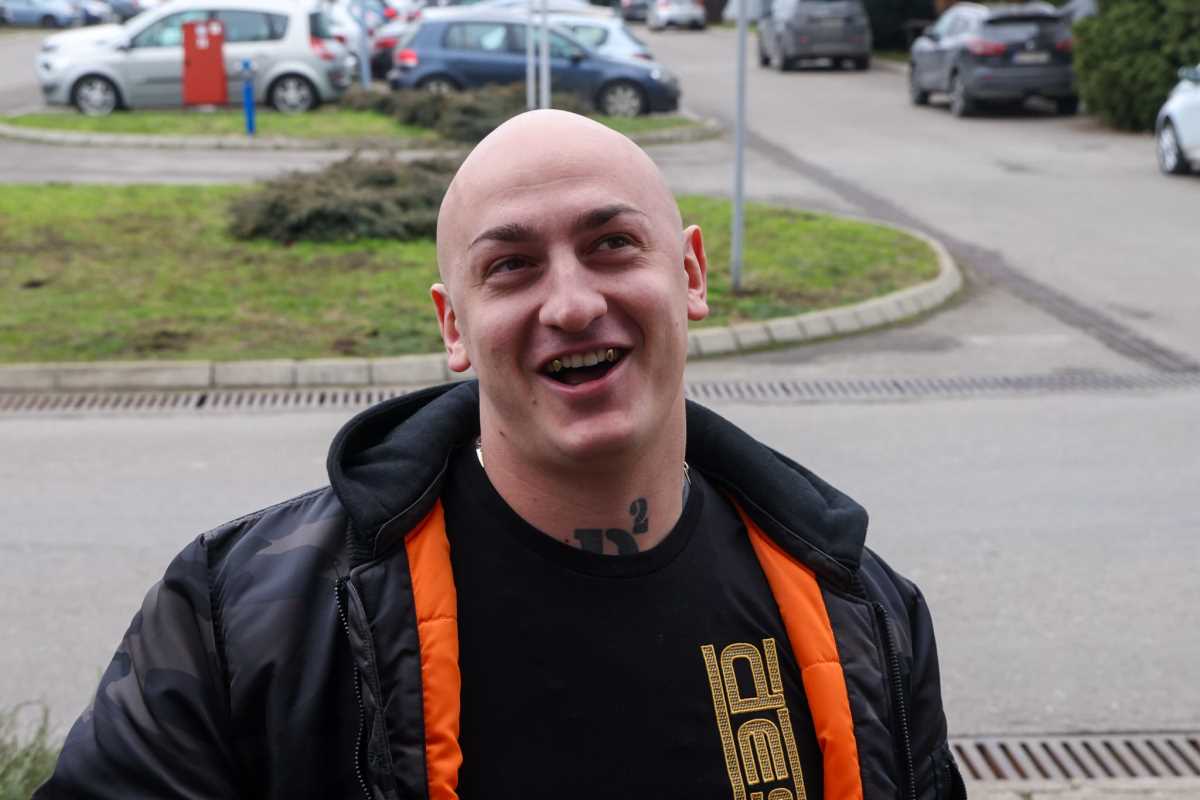 Desingerica pinkove zvezde (1).jpeg