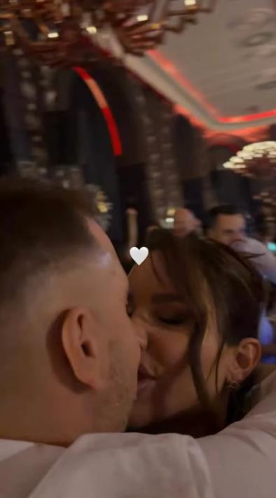 "VIDIM GA KAO OCA SVOG DETETA" Novi dečko Ive Grgurić ukrao 6,9 miliona $ u Americi: Obasipa je skupim poklonima, ona hoće da mu rodi dete