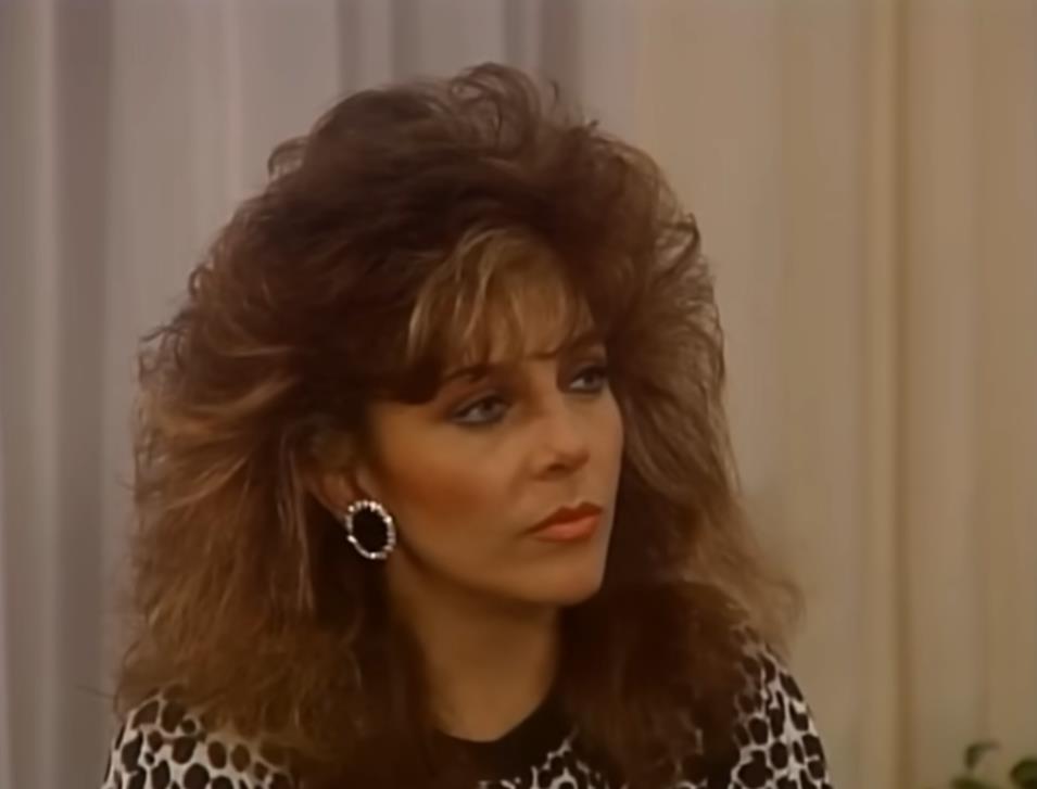 Veronika Kastro 3.png