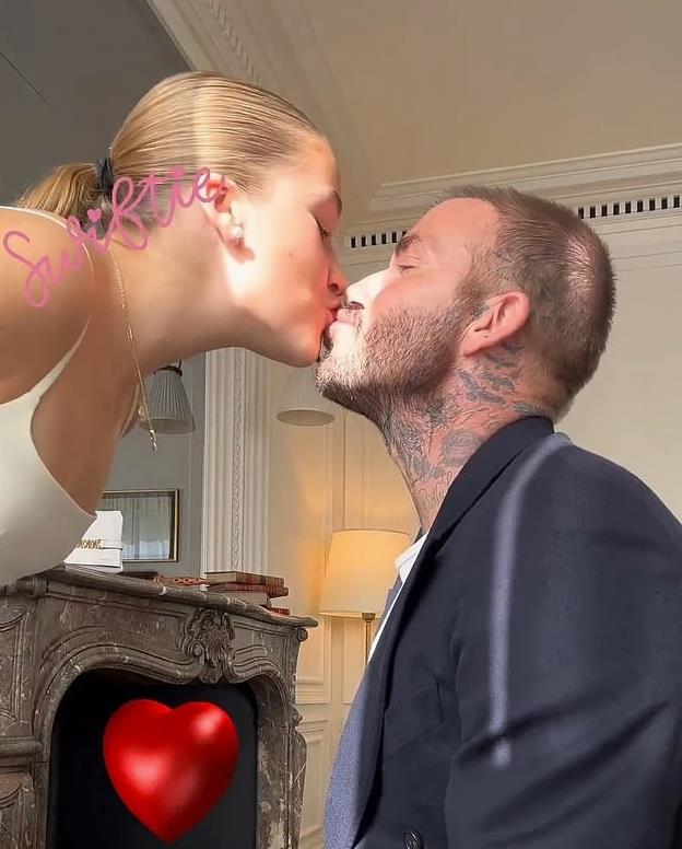 Dejvid Bekam sa ćerkom Harper – kontroverzni poljubac (4).png