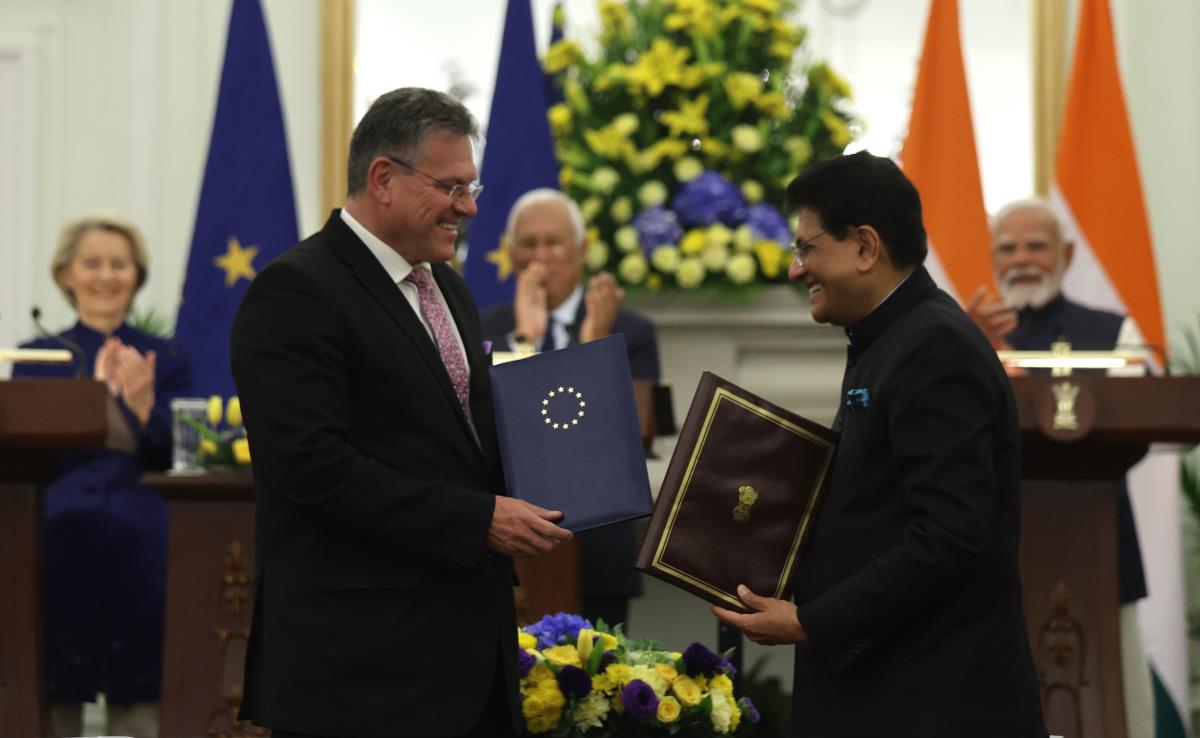 Indija05 EPA Rajat Gupta.jpg