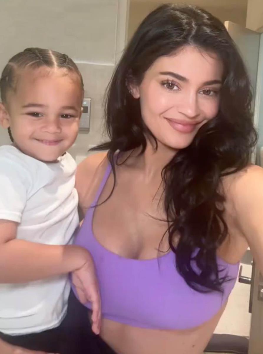 Kajli Džener sa sinom Ajrijem