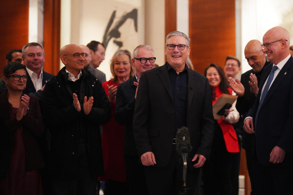 x01 AP Carl Court.jpg