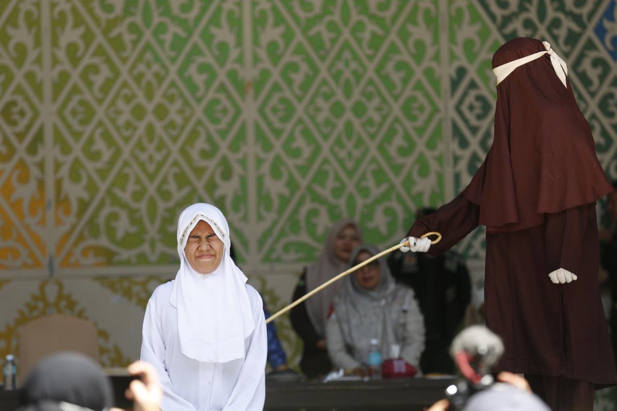 bekam EPA Hotli Simanjuntak.jpg