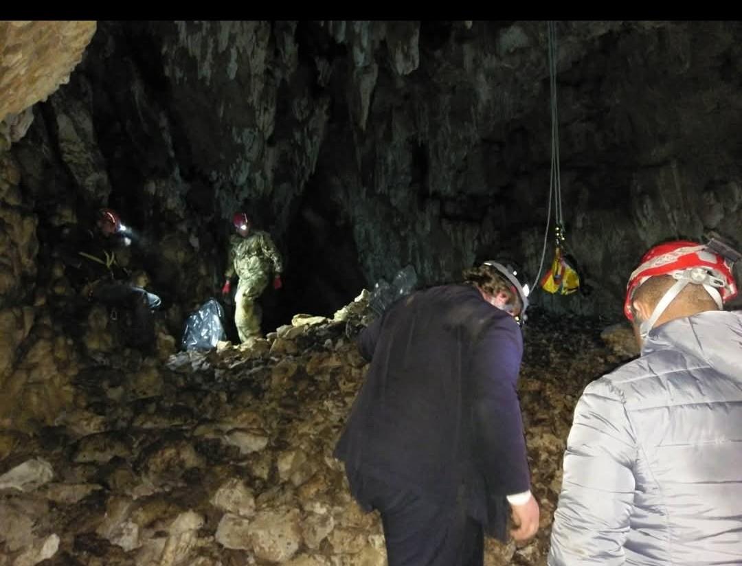 Foto FB Milan Stamatović - Jama Cerova 1 (1).jpg