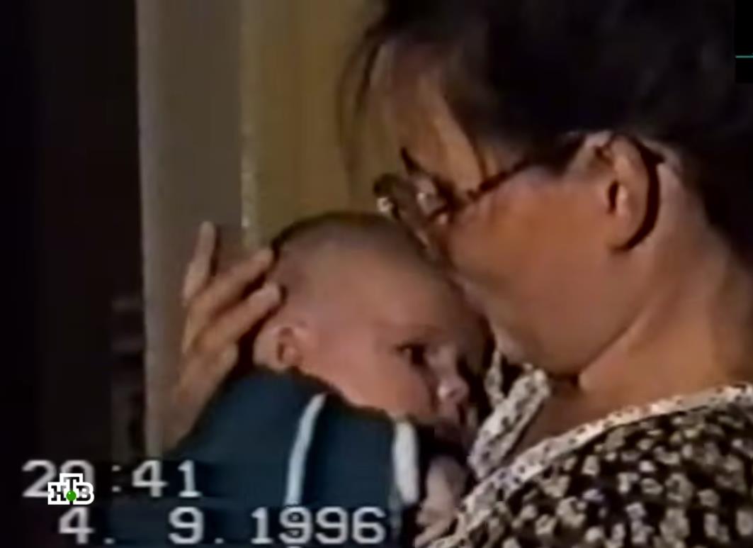 Olga sa ćerkom Mašom pre otmice (1).png