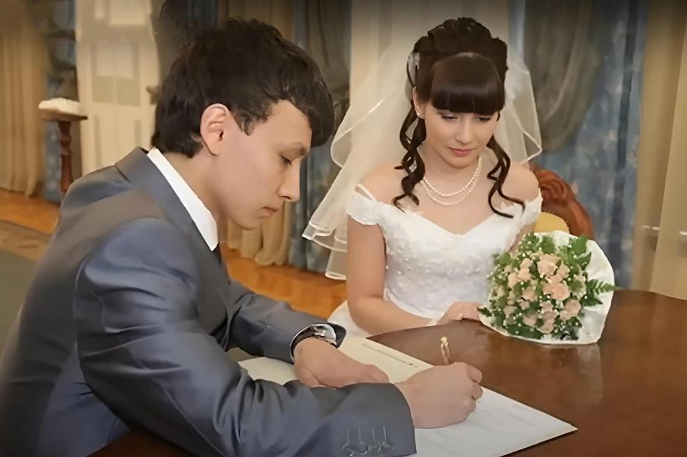 Valja Isajeva - imala je 11 godina kada je rodila prvu bebu