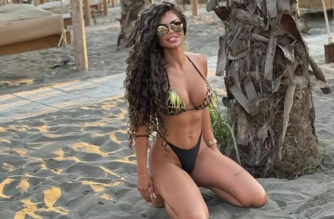 SKUPI AUTOMOBILI, OPERACIJE, ZAHVATI! Nekada bila preljubnica danas parira zgodnim starletama: Neće vam biti dobro kada čujete koliko troši Dragana Mitar