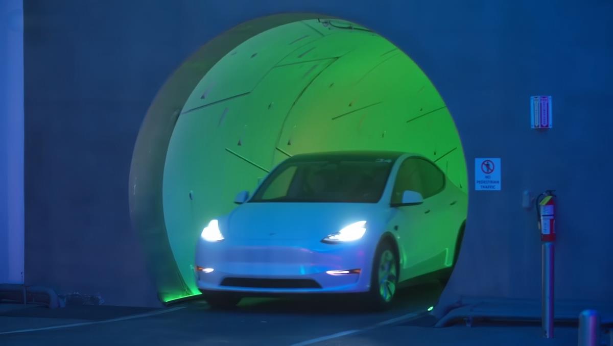 Tesla tunel 13.jpg