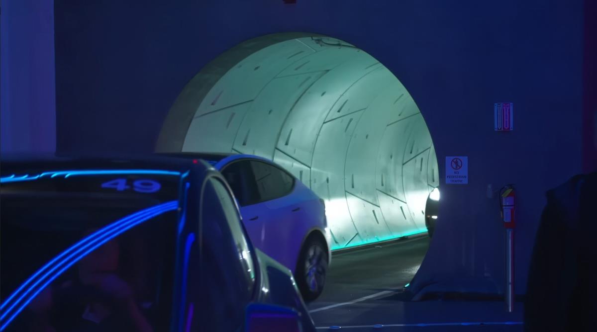 Tesla tunel 5.jpg