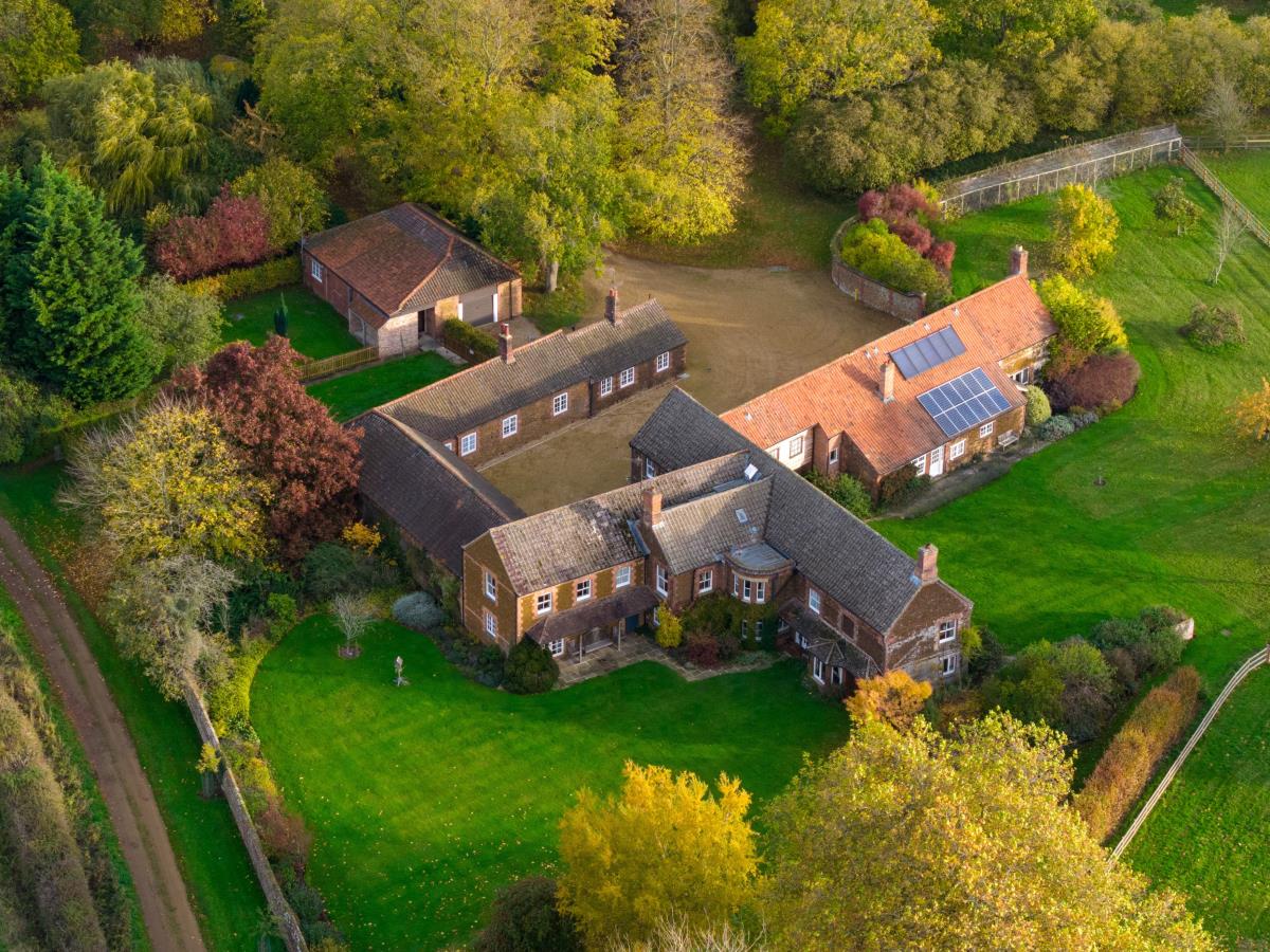 Farma na koju se preselio princ Endrju