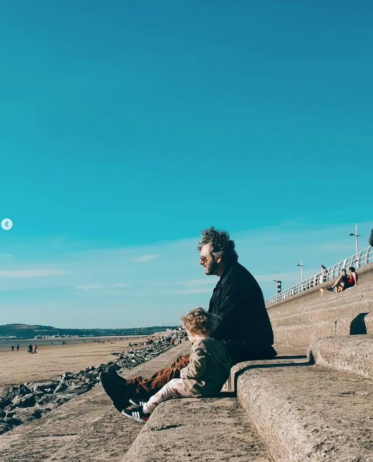 Majkl Šin, Ana Lundberg