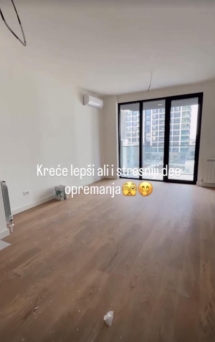 POGLEDAJTE KAKO IZGLEDA STAN OD POLA MILIONA EVRA! Starleta obezbedila sebi nekretninu u elitnom delu Beograda, a sada otvorila vrata i sve zapanjila (FOTO)