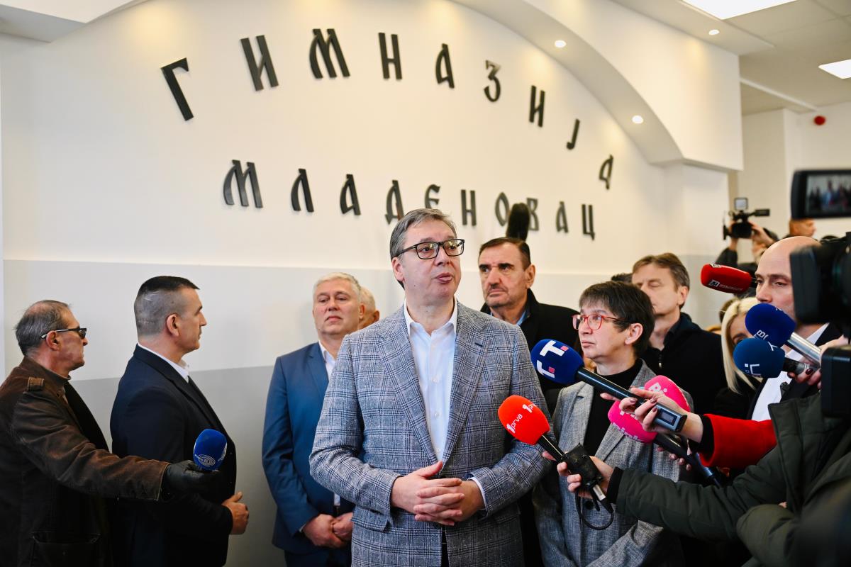 Aleksandar Vučić (2).jpeg