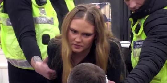 Rada Todorović nasrnula na Ivana Marinkovića