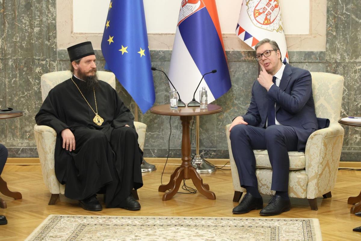 Aleksandar Vučić Episkop Sergije (12).jpeg