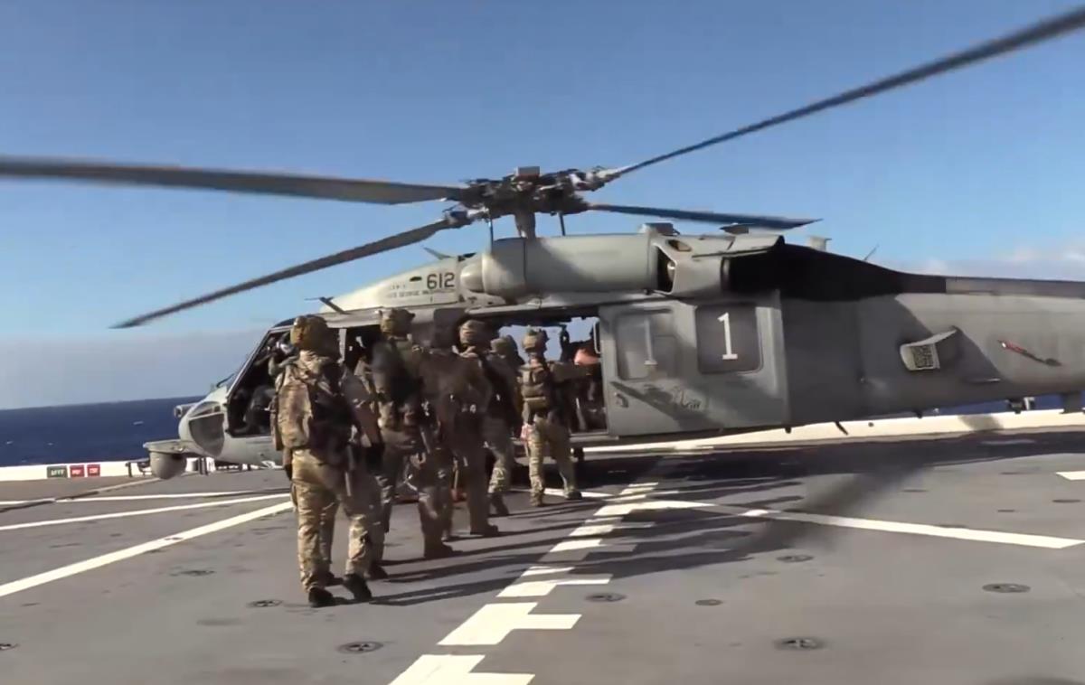 Akvila 2 trajekt helikopter (7).png