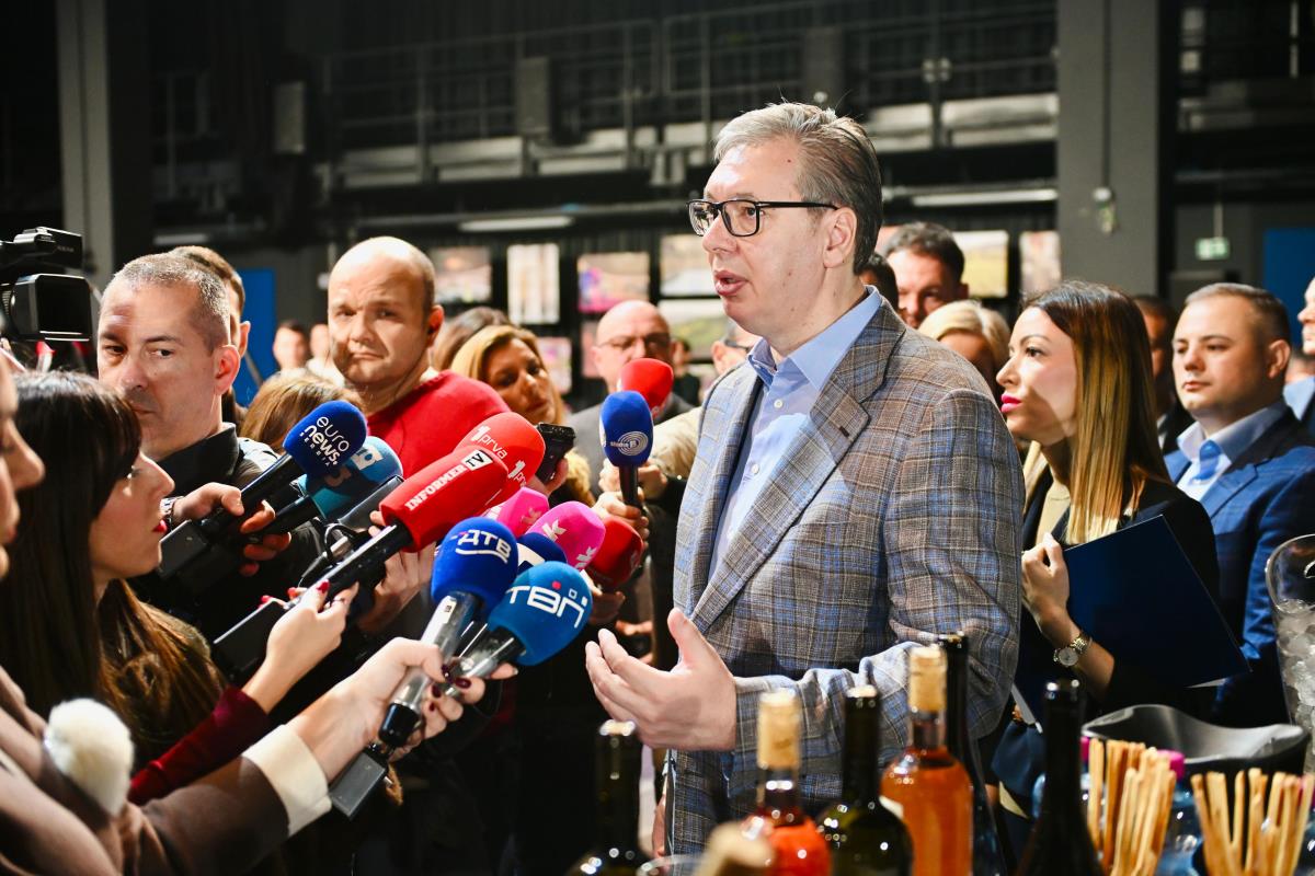 Aleksandar Vučić Ložionica (2).jpeg