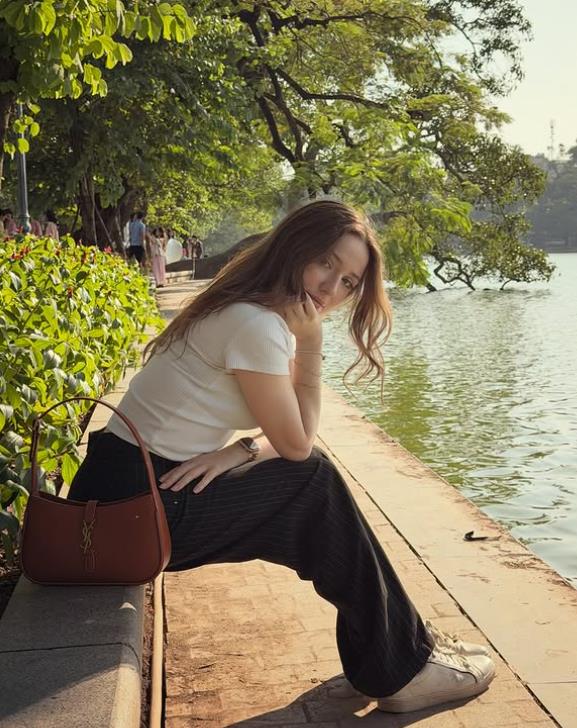 Ambra Luparelo radi u rudniku u Australiji (2).PNG