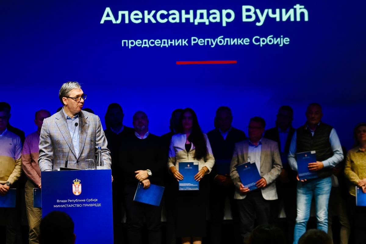 Aleksandar Vučić (1).jpeg