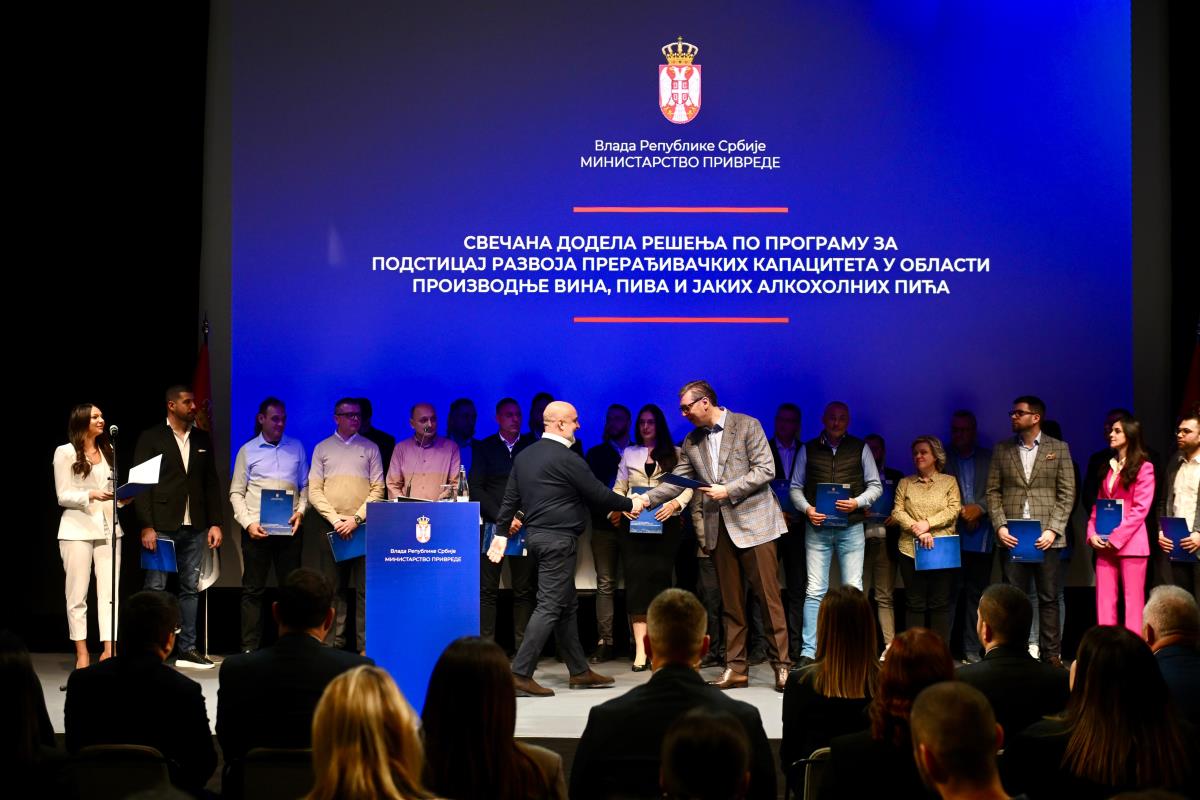 Aleksandar Vučić (12).jpeg