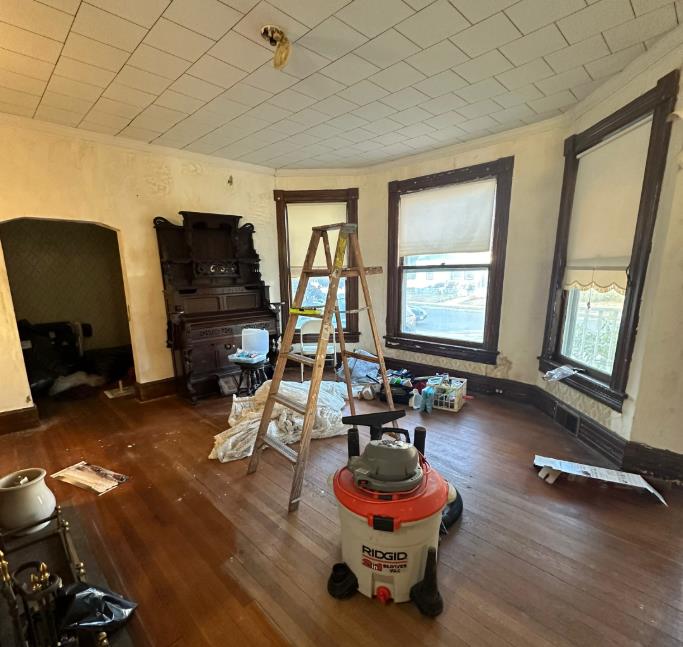 Bračni par renovirao kuću staru 140 godina