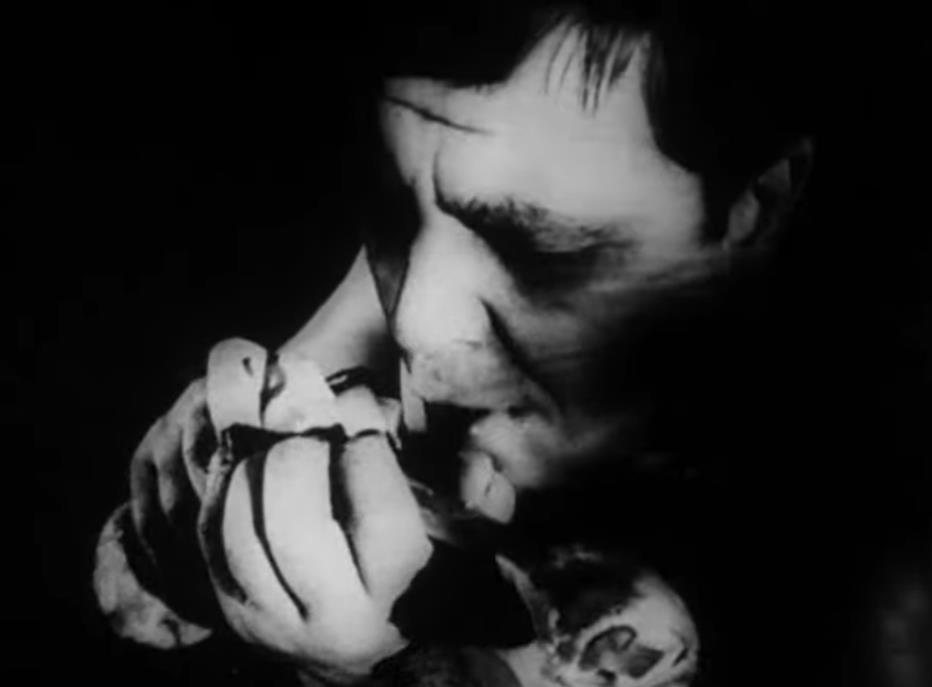 Insert iz filma Noć živih mrtvaca