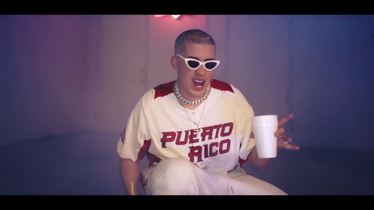 Bed Bani na početku karijere u spotu pesme I like ik