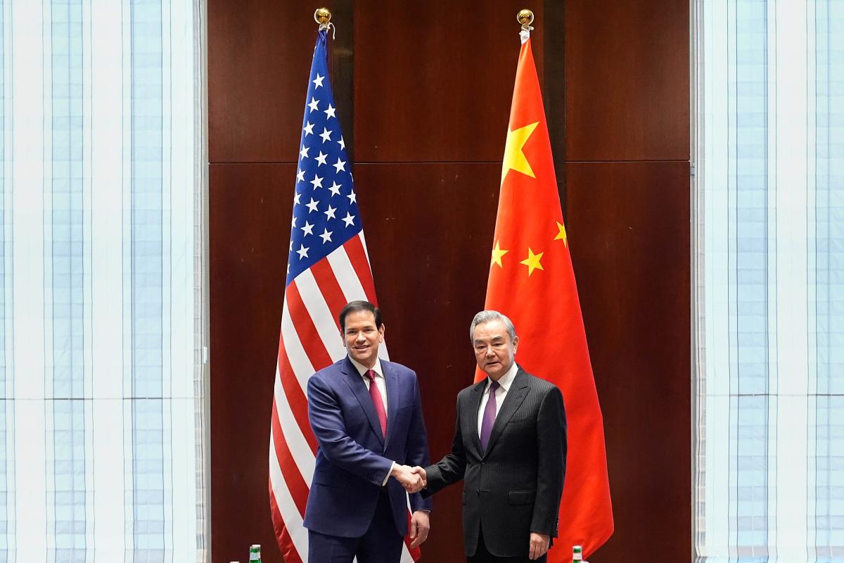 x01 AP Alex Brandon.jpg