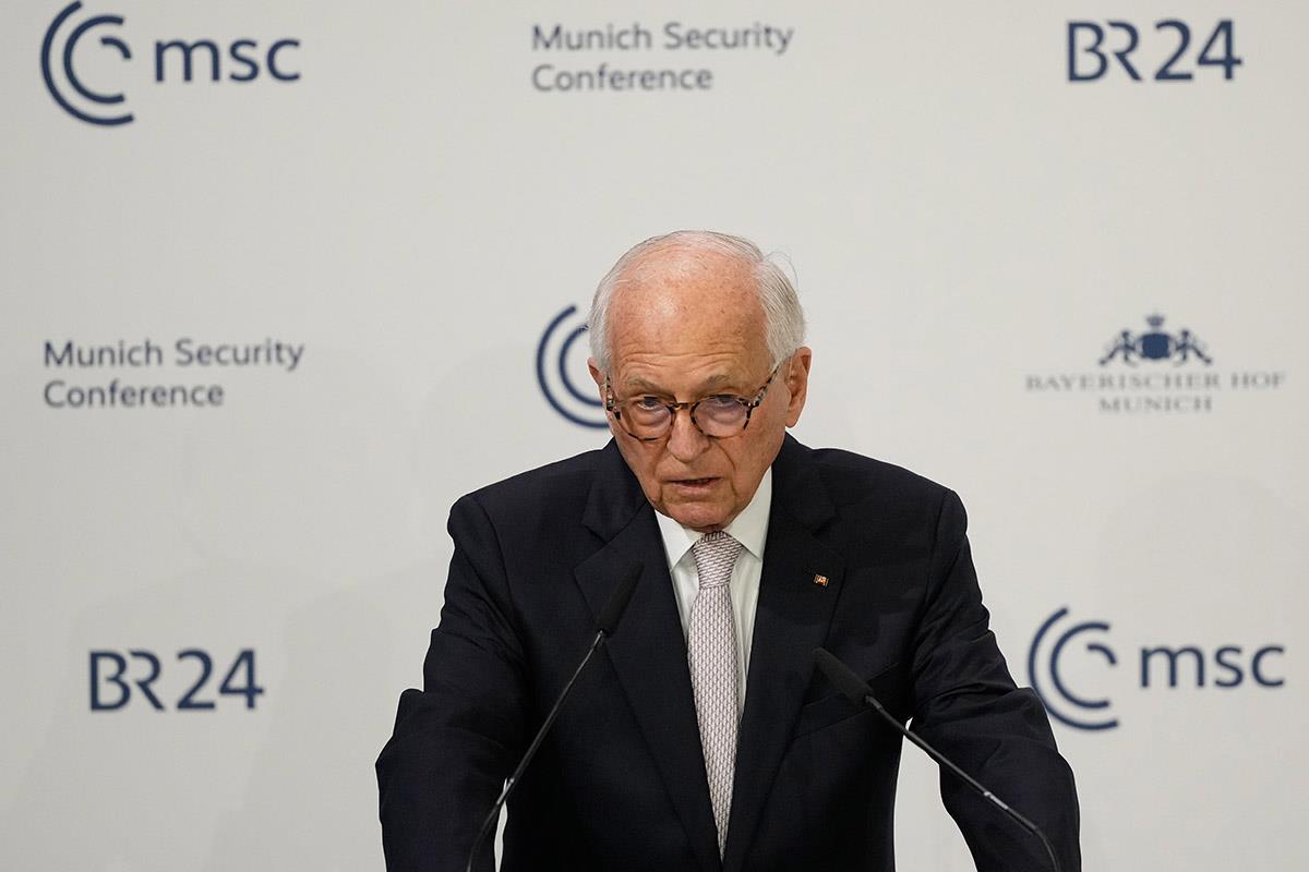 xxx AP Alex Brandon.jpg