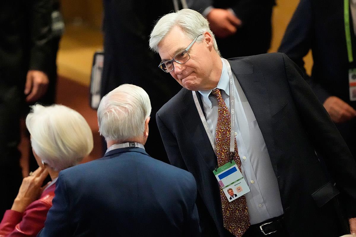 xxx02 AP Alex Brandon.jpg