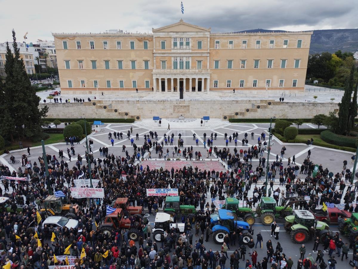 x01 AP Petros Giannakouris.jpg