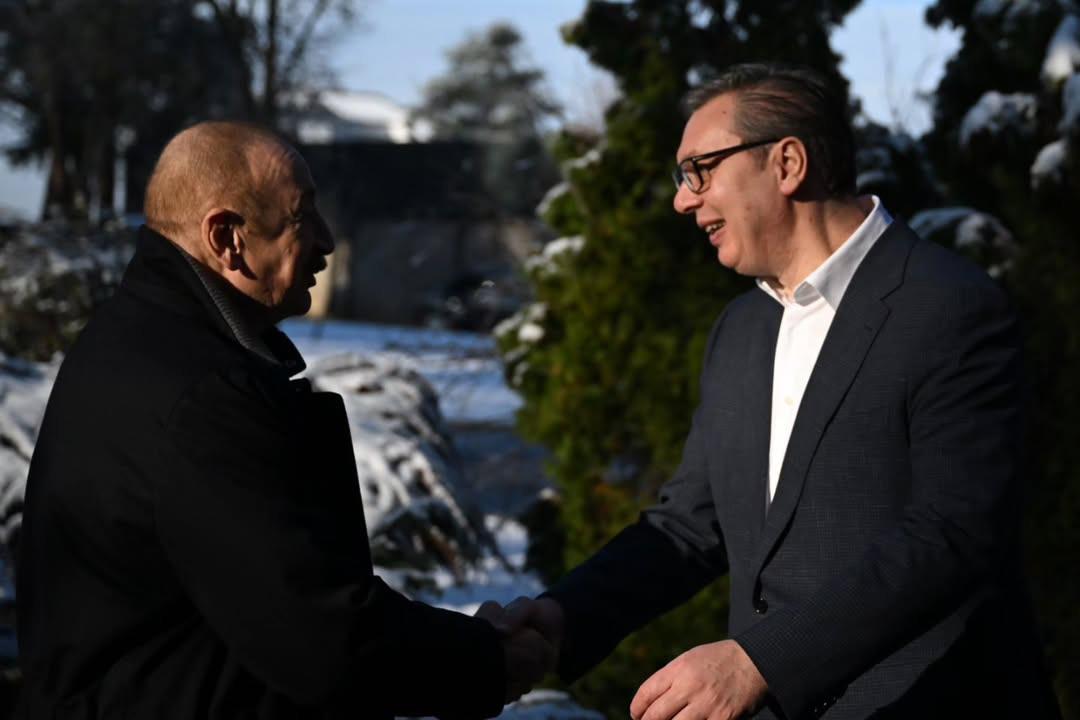 Na radnom doručku sa predsednikom @presidentaz u opuštenoj i srdačnoj atmosferi diskutovali smo (1) copy.jpg