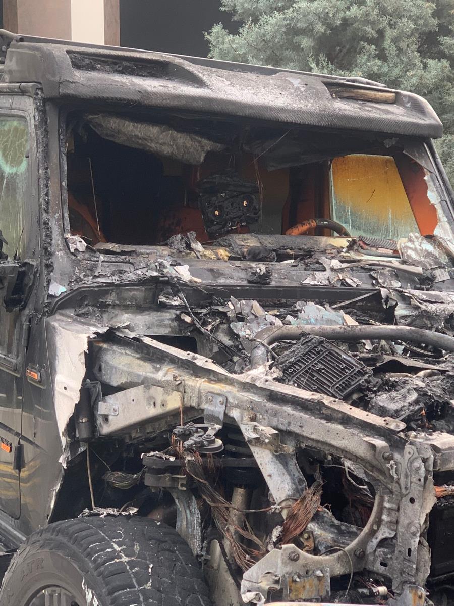 Baka Prase zapaljen automobil