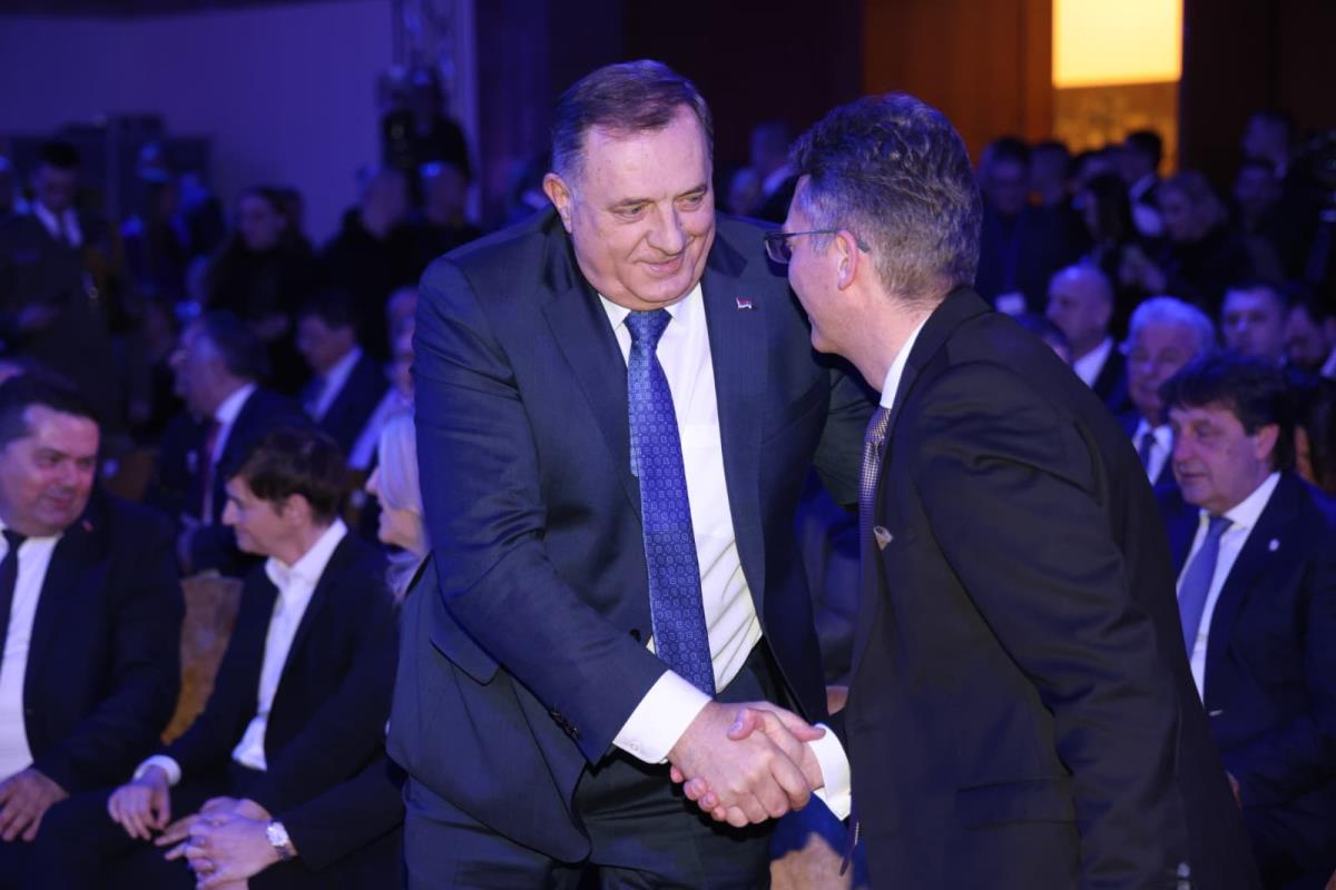 Aleksandar Vučić Sretenje Dan državnosti odlikovanja ordenje Sretenjsko ordenje (26).jpeg