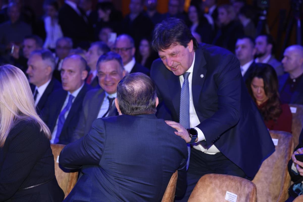 Aleksandar Vučić Sretenje Dan državnosti odlikovanja ordenje Sretenjsko ordenje (19).jpeg