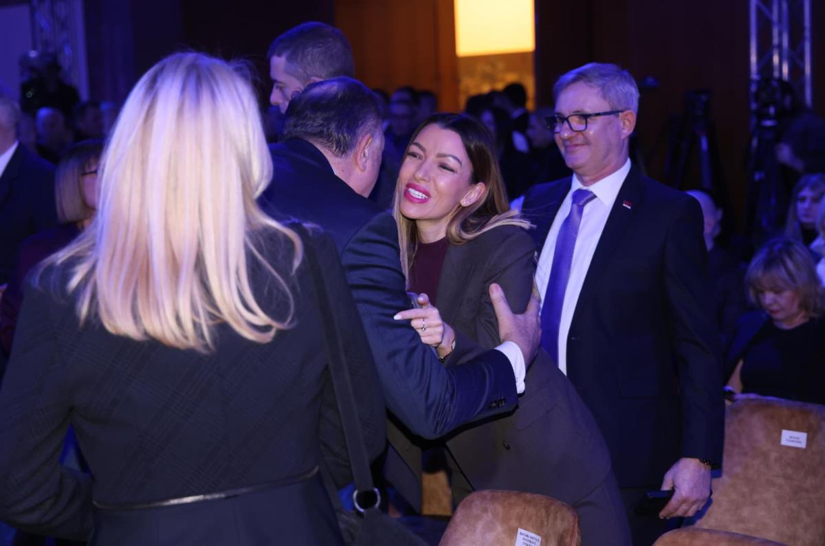 Aleksandar Vučić Sretenje Dan državnosti odlikovanja ordenje Sretenjsko ordenje (17).jpeg