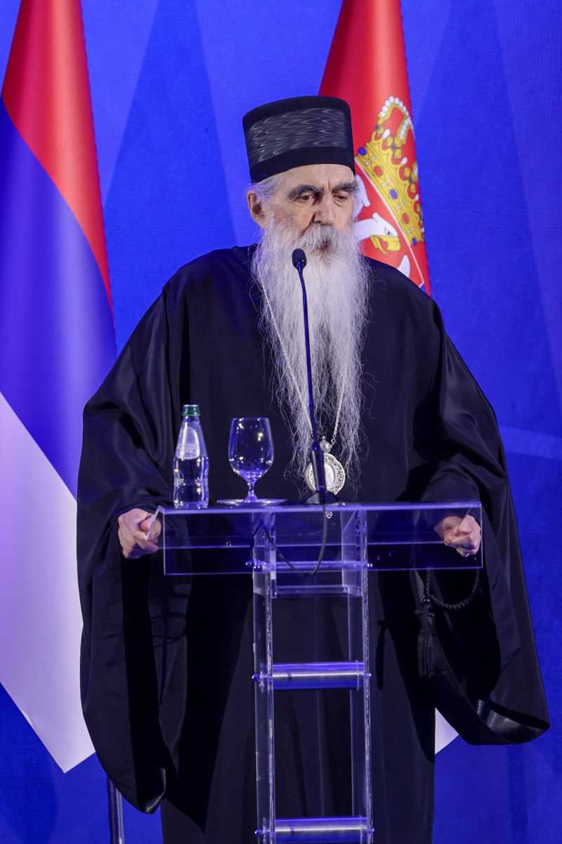 Irinej Bulović Aleksandar Vučić Sretenje Dan državnosti odlikovanja ordenje Sretenjsko ordenje (6).jpeg